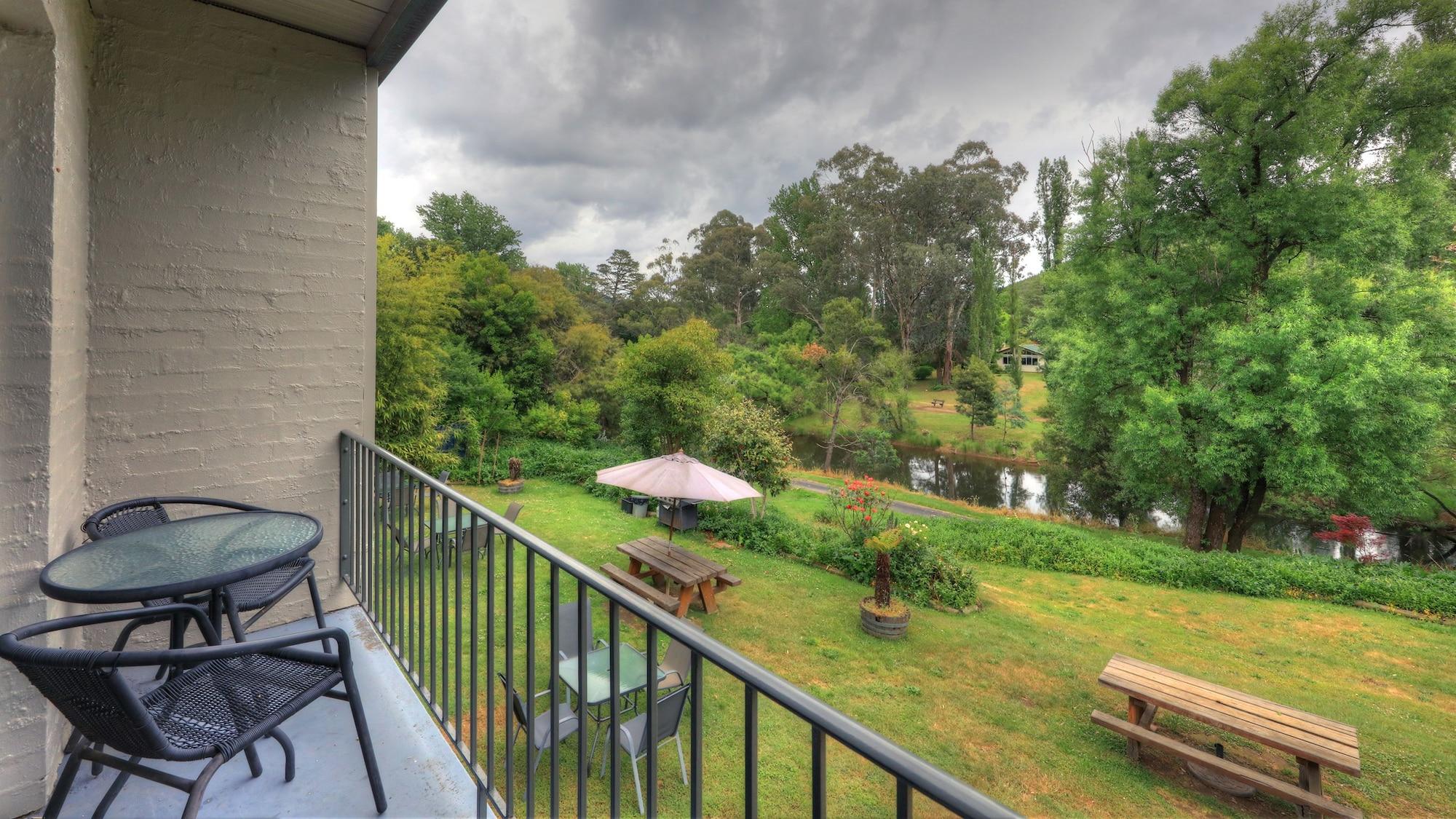 Riverbank Park Motel Bright Esterno foto
