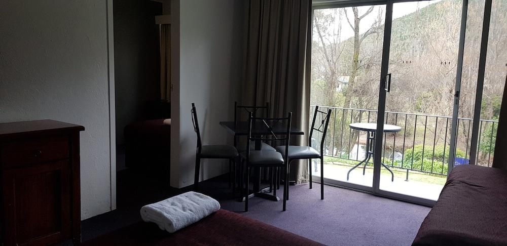 Riverbank Park Motel Bright Esterno foto