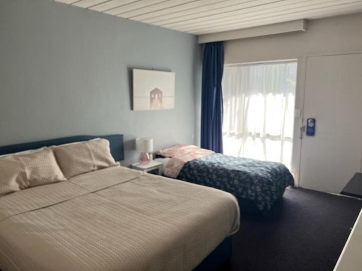 Riverbank Park Motel Bright Esterno foto